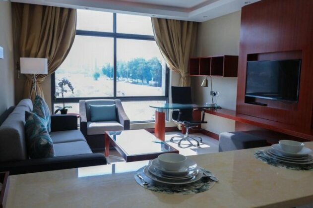 Goldish Hotel - Photo4