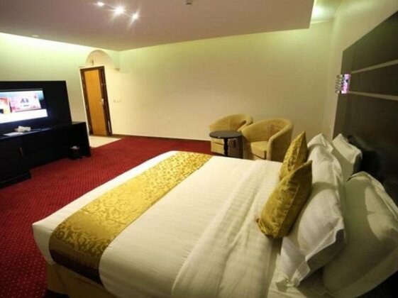 Kyan Executive Suites - Photo5