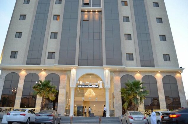 Larissa Suites - Photo3
