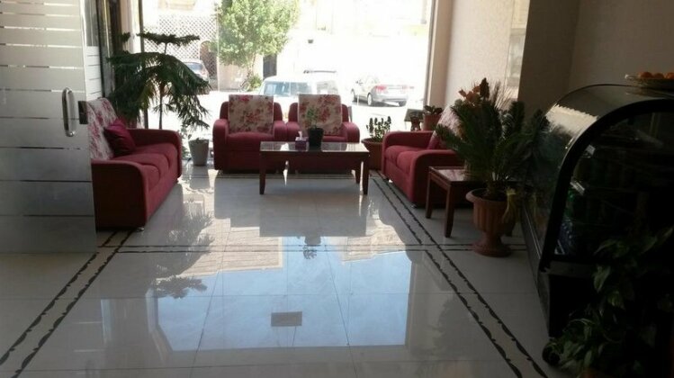 Mani VIP Suites - Photo4