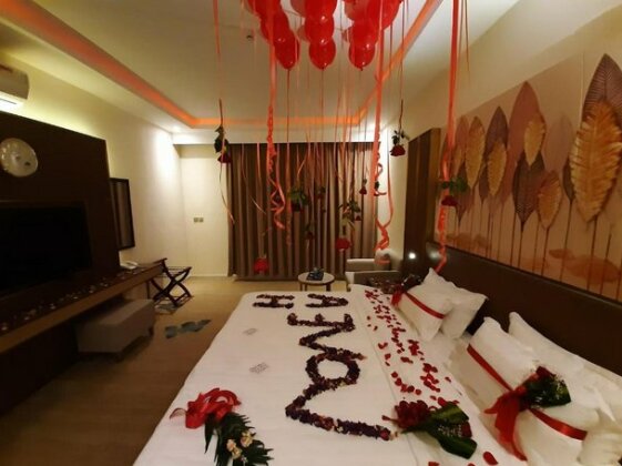Qasr Alshamal Hotel - Photo2