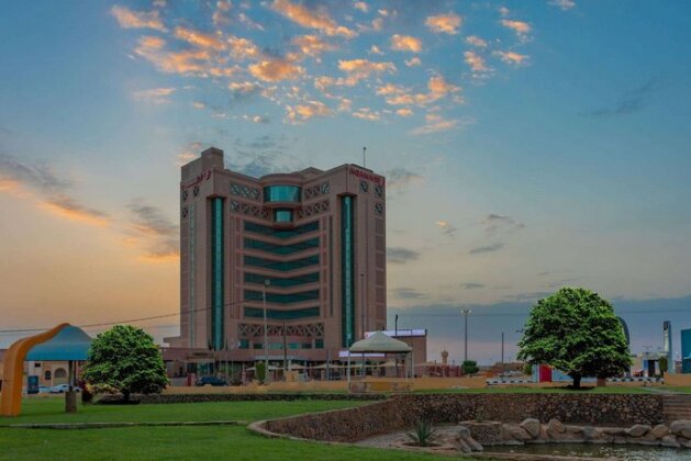 Ramada Al Qassim Hotel & Suites Bukayriah - Photo3