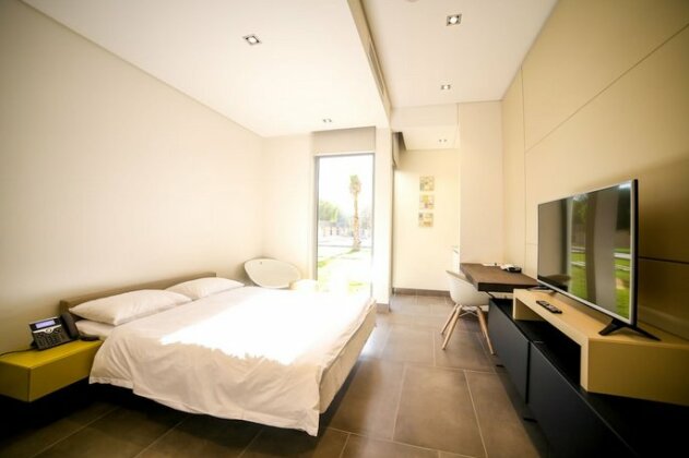 M Executive Hotel and Residence - Adults Only - Photo5