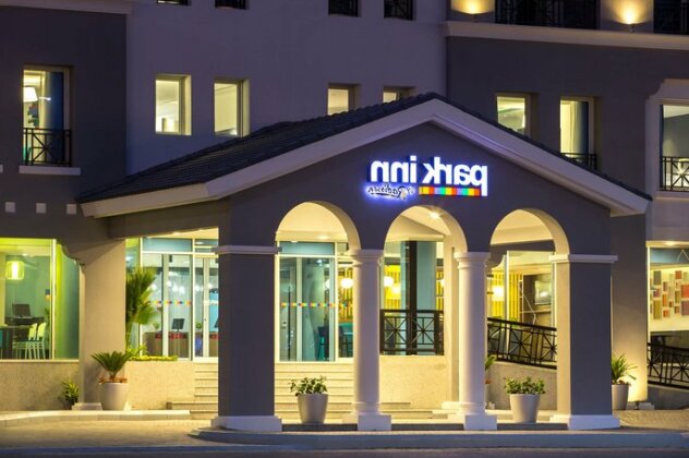 Park Inn by Radisson Dammam - Photo2
