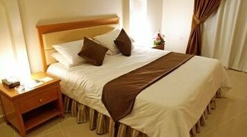 Tulip Inn Cornish Suites - Photo2