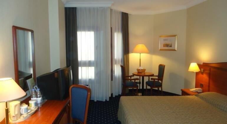 Ramada Hafr Al Batin - Photo4