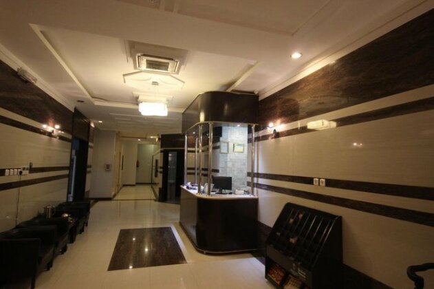 Al Corniche Hotel Suites & Villas - Photo3