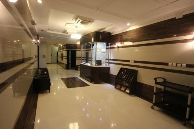 Al Corniche Hotel Suites & Villas - Photo4