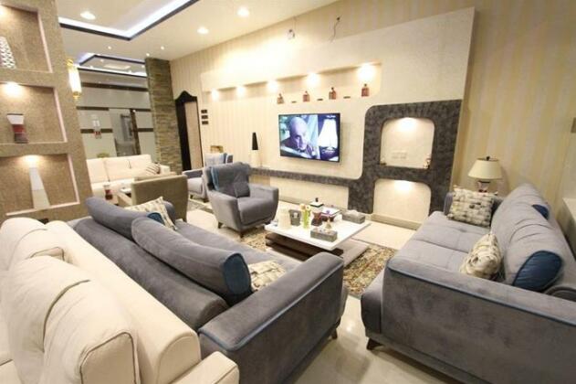 Terhal Hotel Suites - Photo4
