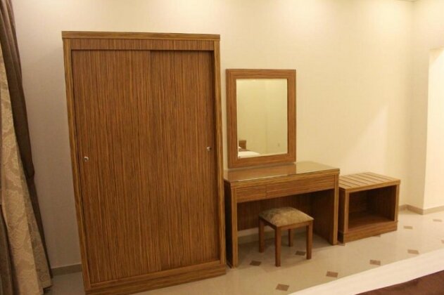 AL Bilasan Althahabi - Photo4