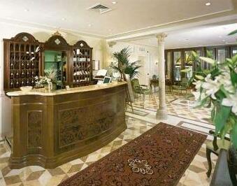 Beach Palace Hotel Al Hamra - Photo3