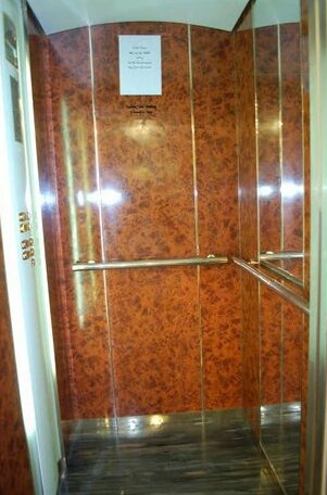 City Inn Suites - Photo5