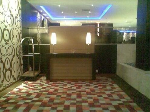 Crom Express Airport Hotel - Jeddah - Photo4