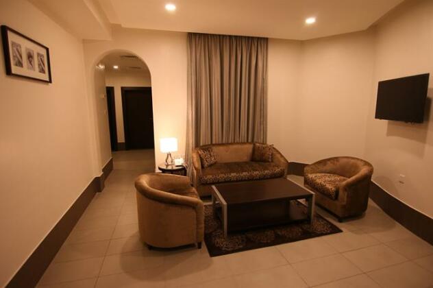 Fakhamet Al Hamra Hotel Apartments - Photo4