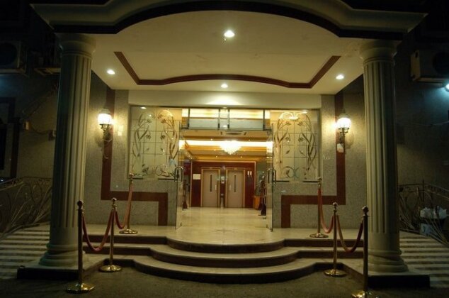 Jazli Hotel Suites - Photo2