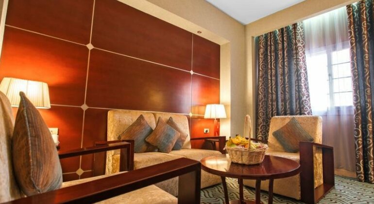 La Fontaine Jeddah Hotel - Photo2