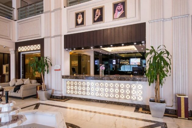 Lahoya Hotel Suites - Photo2