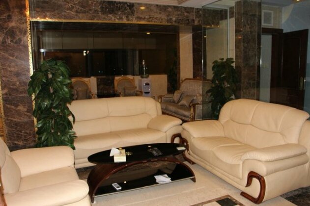 Latin Suites - Photo3