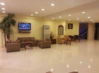 Monarch Jeddah Hotel Apartments - Photo3