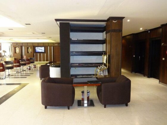 Orans Suites 4 - Photo4