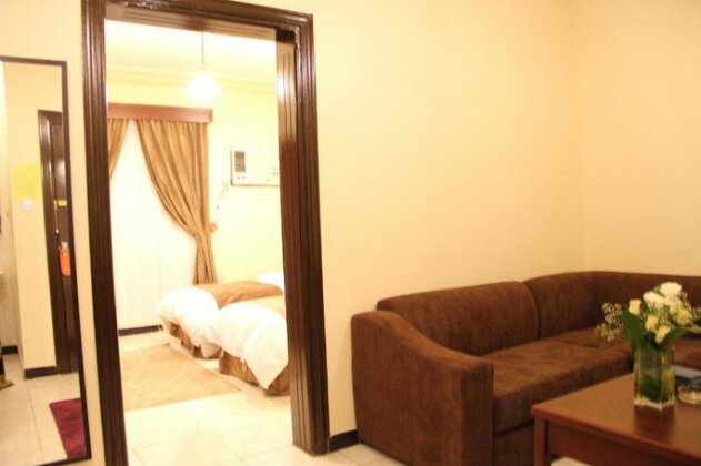 Orchid Suites Families Only - Photo4
