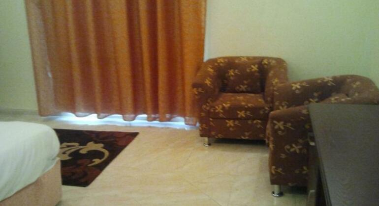 Orient Suites - Photo5