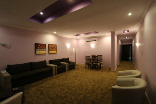 Rogina Hotel Apartments - Photo2