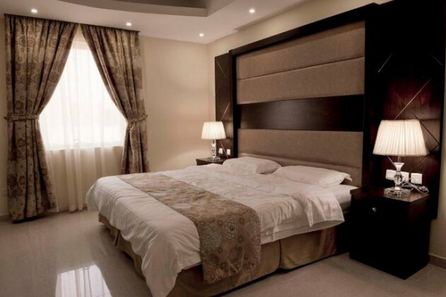 Rolana Furnished Apartments - Photo3