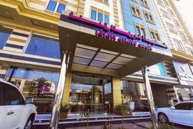 Rose White Hotel - Photo4