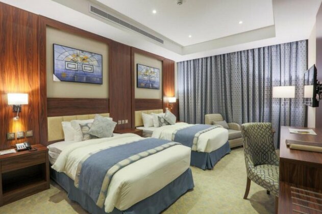 Seasons Park Hotel - Photo2