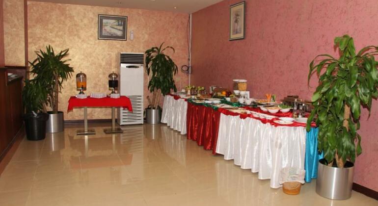 Khalifa Tower - Photo5