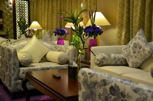 Lavona Hotel - Photo3