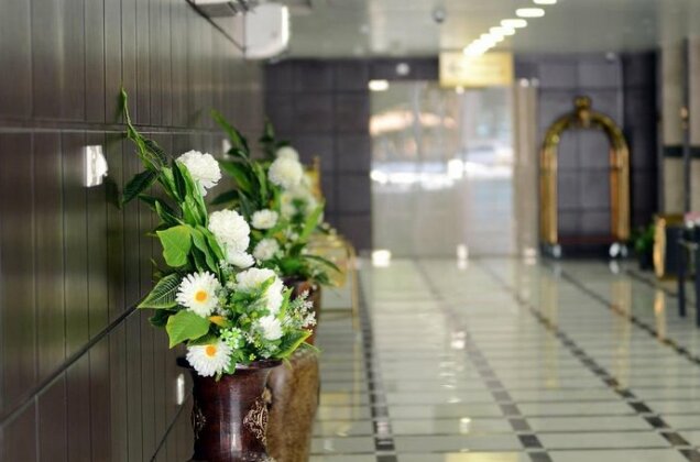 Spring Tower - Photo4