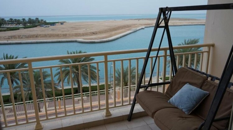 Marina Two Apartment 201 With Direct Sea View - Photo2