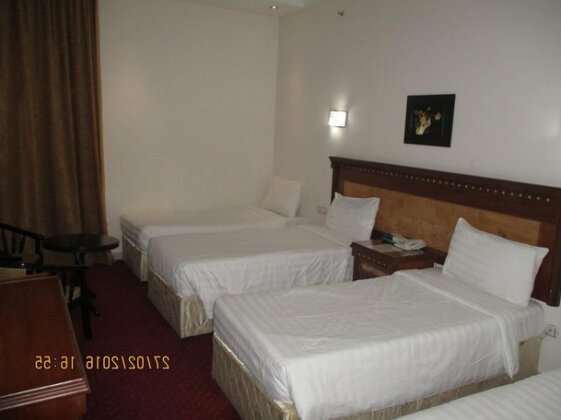 Abeer Al Azizia Hotel - Photo2