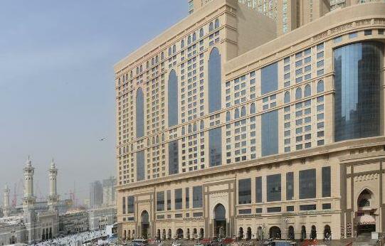 Al Safwah Royale Orchid Hotel