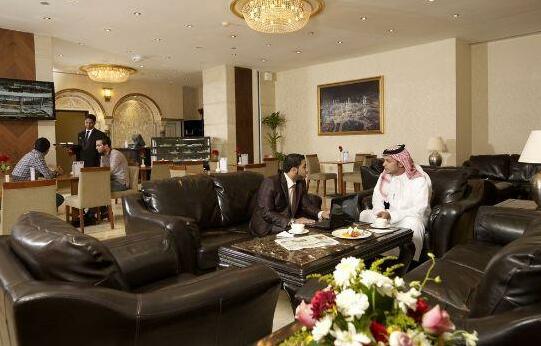 Al Safwah Royale Orchid Hotel - Photo4