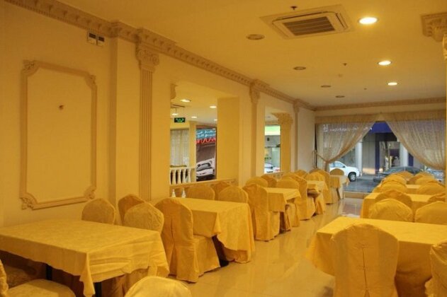 Al Dakheel Plaza - Photo2