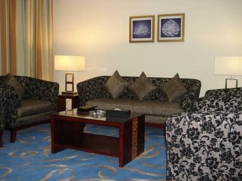 Al Eiman Royal Hotel - Photo2
