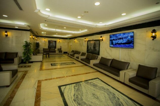 Guest Time Hotel - Photo2