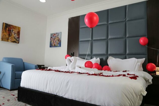 H Platinum Hotel - Photo2