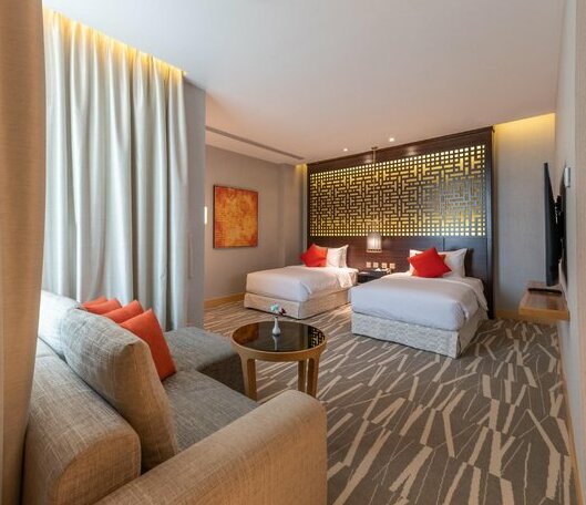 Ramada Hotel & Suites Al Qassim - Photo2