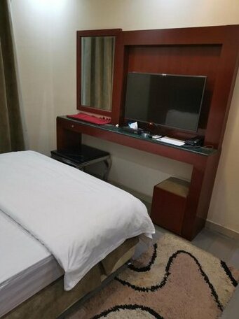 Abraj AlReem 3 Furnished Units - Photo5