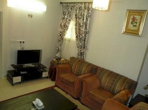 Al Janadriyah 10 - Photo2