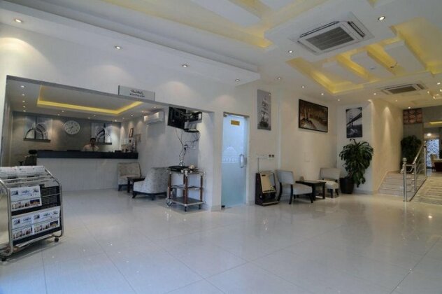 Al Janadriyah 11 - Photo3