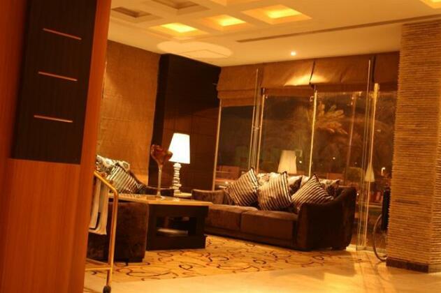 Al Muhaidb Airport - Photo2