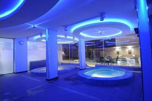 Al Safeer Hotel