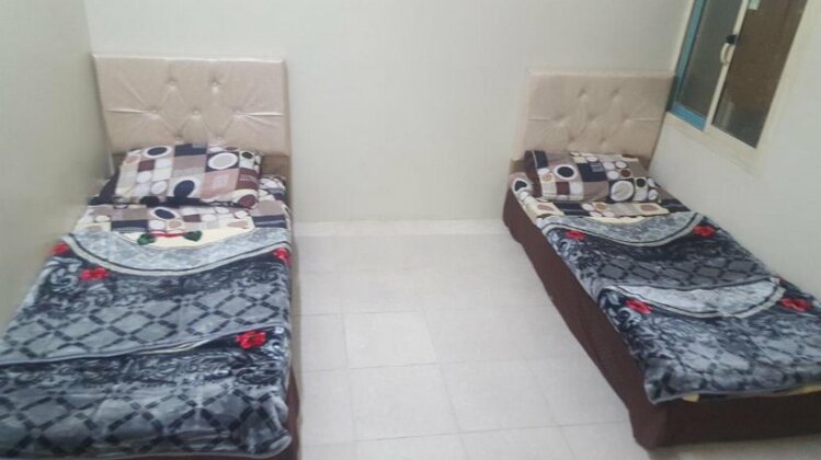 Amjad Al Maayof Building - Photo3