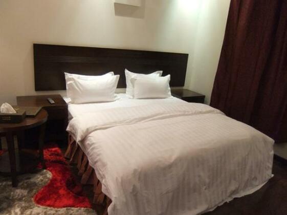 Armada Palace 2 - Photo4