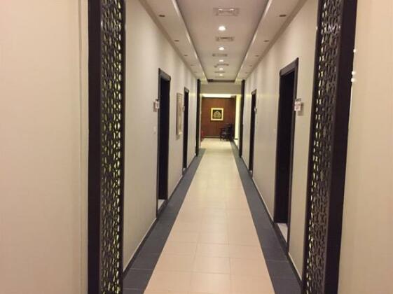 Ashbonh Hotel Suites - Photo3